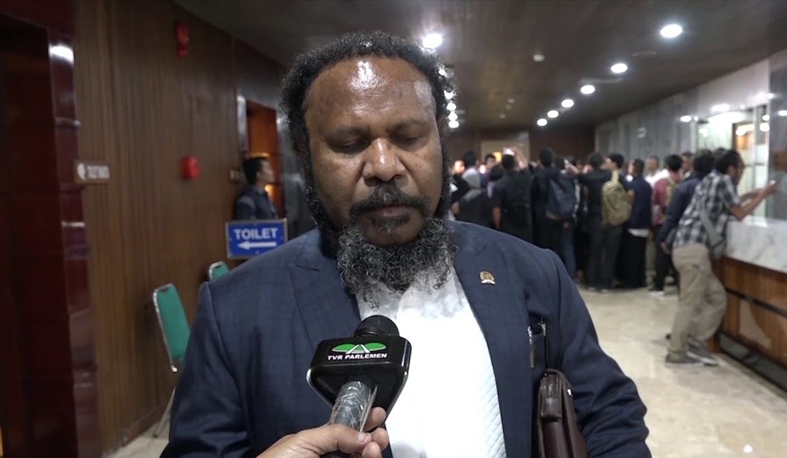 Anggota DPR RI Asal Papua Kutuk Keras Aksi Penembakan Warga Sipil di Tolikara