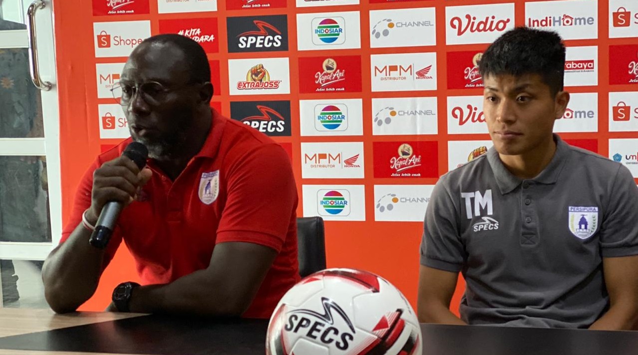 Hadapi Persebaya, Jacksen Perkuat Team Work di Lini Tengah