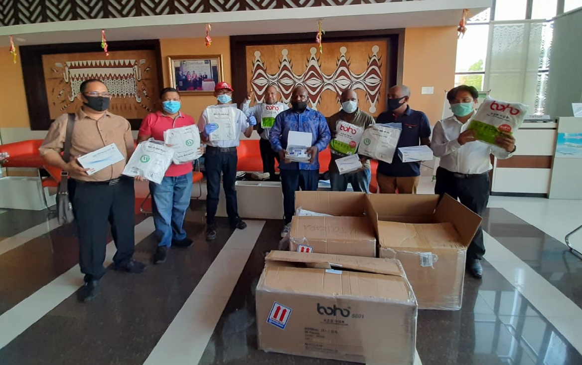 Pemkab Tolikara Terima Ribuan Alkes Covid-19 dari BKPM RI