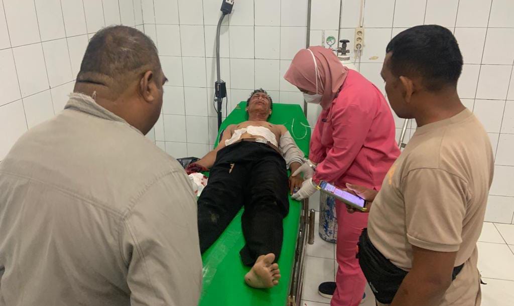 Lonceng Gereja Meledak, Satu Orang Terluka   