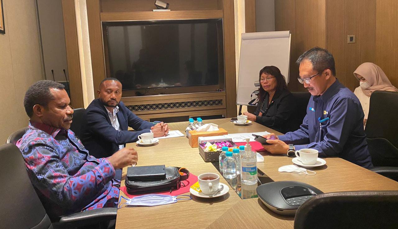 Gebrakan Namia Gwijangge, Siap Hadirkan Listrik 24 Jam di Nduga