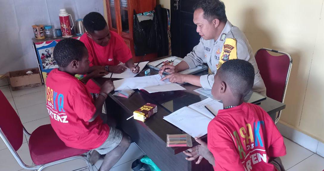 Dengan Program Si Ipar, Kemampuan Literasi Anak-anak di Puncak Semakin Meningkat