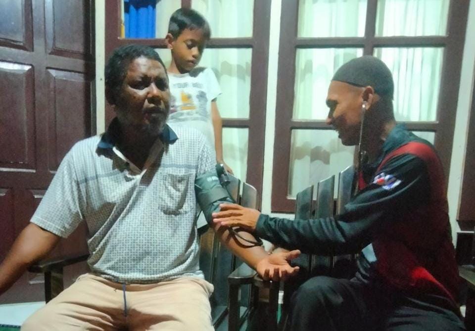 Tim Keladi Sagu Obati Penderita ISPA dan Malaria di Jayapura