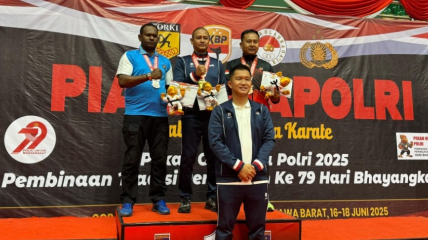 Hebat! Personel Sat Brimob Polda Papua Raih Medali Perak di Kejuaraan Karate Kapolri Cup 2025