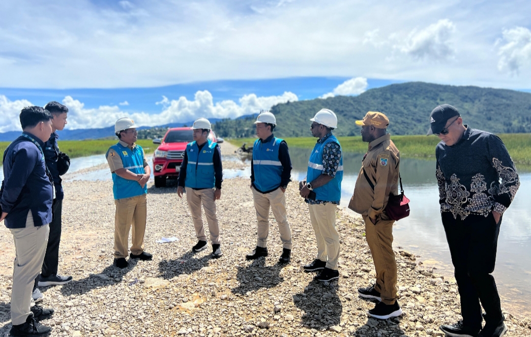 Sinergi PLN dan Pemkab Paniai Percepat Elektrifikasi 92 Desa