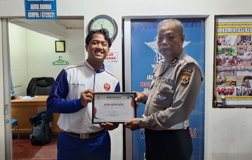 Polda Papua Berikan Penghargaan kepada Astra Motor Papua