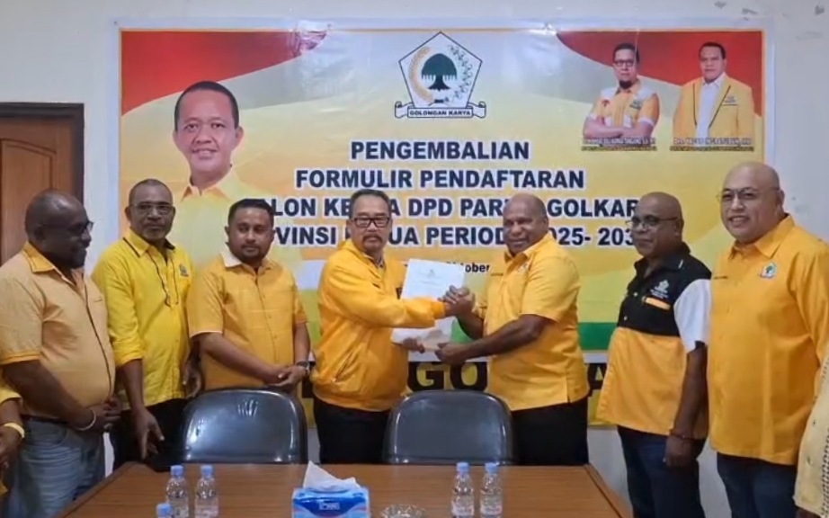 Resmi Mendaftar, Mathius Fakhiri : Saya Siap Pimpin Partai Golkar Papua!