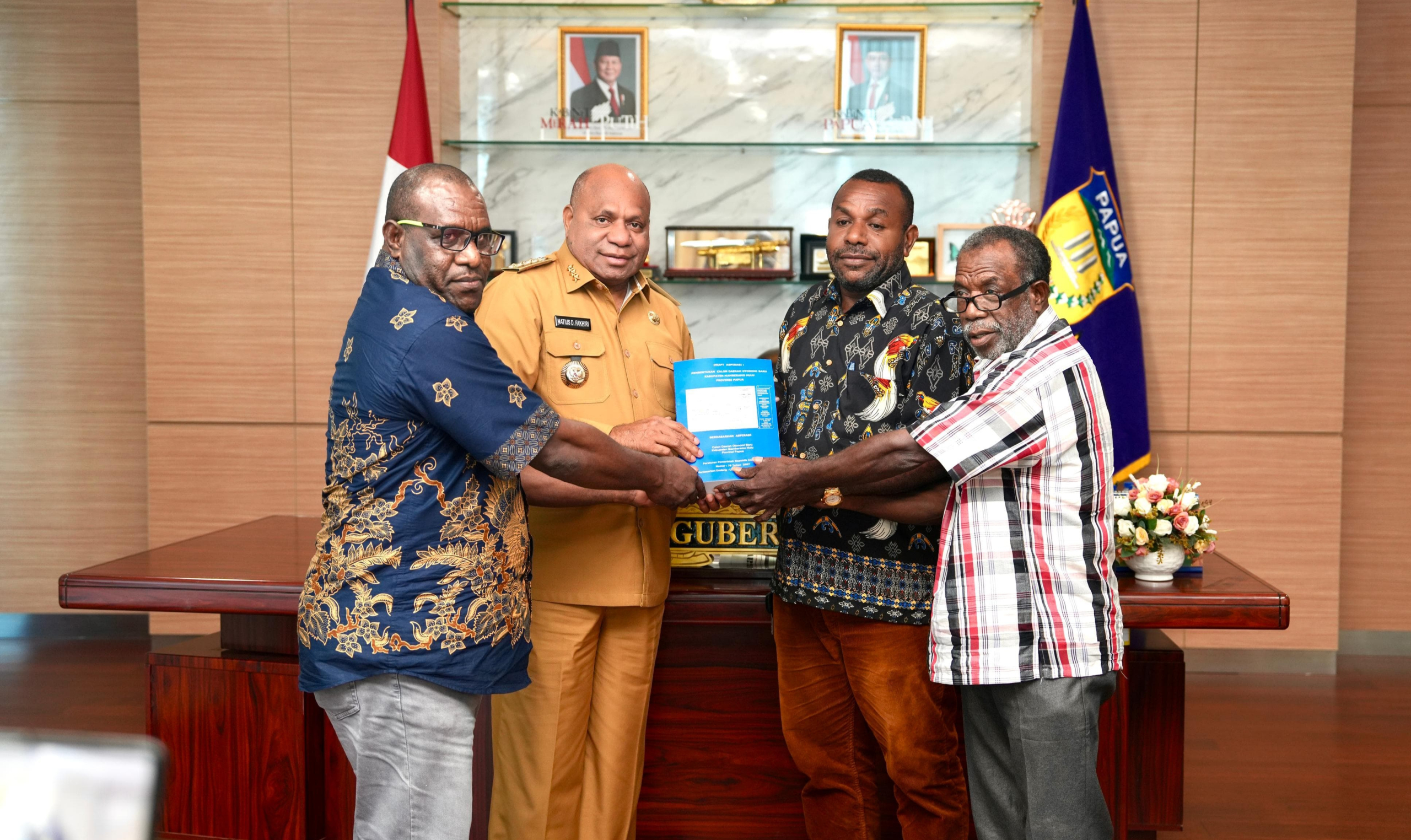 Tim C DOB Kabupaten Mamberamo Bertemu Gubernur Fakhiri, Ini yang Dibahas