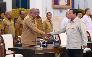 Presiden Prabowo Naikan Dana Otsus, Gubernur Fakhiri: Ini Kado Bagi Rakyat Papua