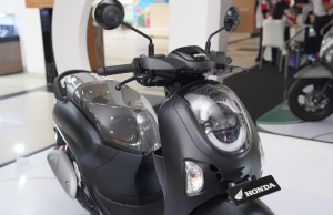 New Honda Scoopy, Lebih Elegan dengan New LED Crystal Block Headlight