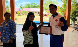 Tanamkan Edukasi Keselamatan Sejak Dini, Astra Motor Papua Raih Penghargaan dari SMPN 1 Kabupaten Sorong