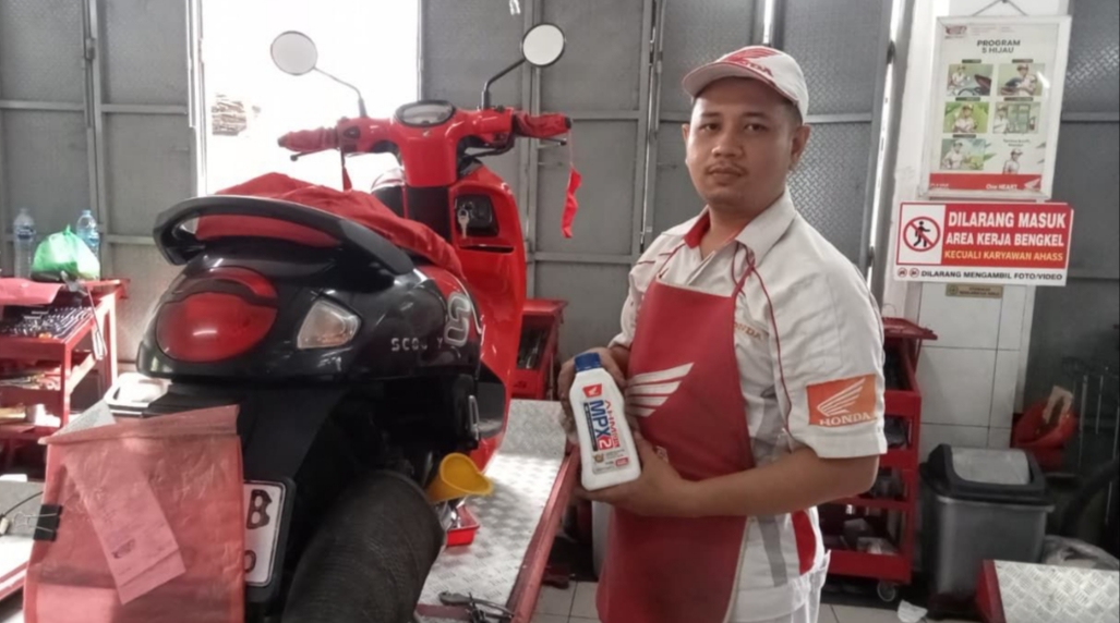 Bingung Kapan Harus Ganti Oli Motor Anda? Ini Jawabannya