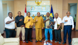 Soroti Masa Depan Sepakbola di Papua, Tim 9 Reformasi Bertemu Gubernur Fakhiri