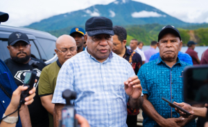 Siap Bangun Papua, Gubernur Fakhiri : Masalah Hak Ulayat Tanah Jangan jadi Penghambat!