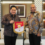 Erick Thohir Apresiasi Komitmen Gubernur Fakhiri Majukan Dunia Sepakbola di Papua 