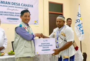 YBM PLN UP3 Merauke Resmikan Program Desa Cahaya di Kamahedoga