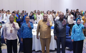 Buka Rakorda Bangga Kencana 2026, Wagub Aryoko Tekankan Percepatan Penurunan Stunting di Papua