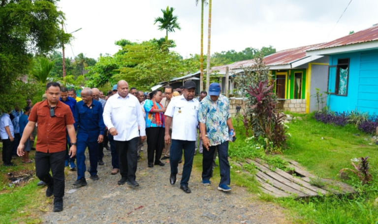 7 Tahun di Hunian Sementara, Korban Banjir Bandang Sentani di Temui Gubernur dan Ketua DPR Papua