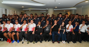Jelang Perburuan Tiket Liga 1, Gubernur Fakhiri Temui Manajemen dan Pemain Persipura