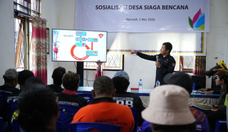 PLN Perkuat Mitigasi Bencana di Wilayah Pesisir Hamadi Melalui Program Desa Siaga Bencana