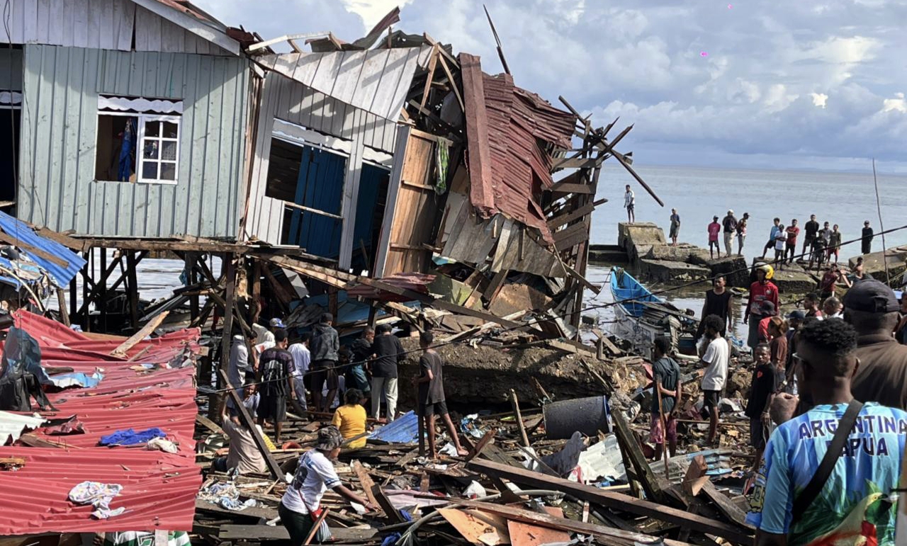Bom Peninggalan Perang Dunia II Meledak di Biak, 5 Warga Tewas, 3 Masih Hilang