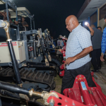 Bukan omon-omon, Ratusan Alsintan Penunjang Program CSR Telah Tiba di Papua, Gubernur Fakhiri: Siap Dieksekusi!