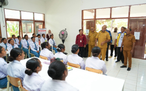 Tinjau Sekolah Rakyat dan RSUD Jayapura, Gubernur Fakhiri: Pendidikan dan Kesehatan Kunci Generasi Emas Papua