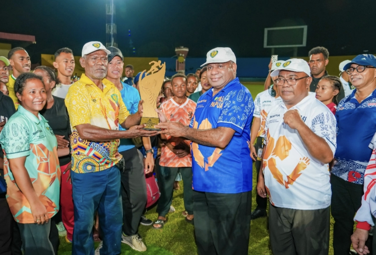 Sabet 15 Medali Emas, Kontingen Kabupaten Jayapura Juara Umum Kejurda Atletik Piala Gubernur Papua 2026