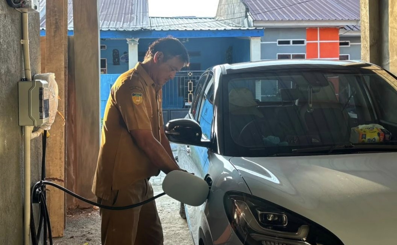 Dukung Transisi Energi di Papua, PLN Perkuat Ekosistem EV Melalui Layanan Home Charging Services