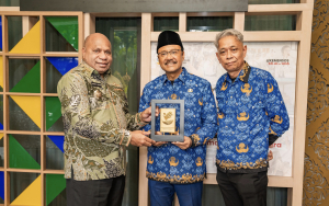Bahas Pembangunan Sekolah Rakyat di Kementrian Sosial, Gubernur Fakhiri: Tenaga Guru Diprioritaskan Putra-Putri Asli Papua