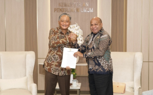 Dorong Konektivitas Wilayah di Papua, Gubernur MDF Usulkan 9 Ruas Jalan Strategis ke Kementrian PU