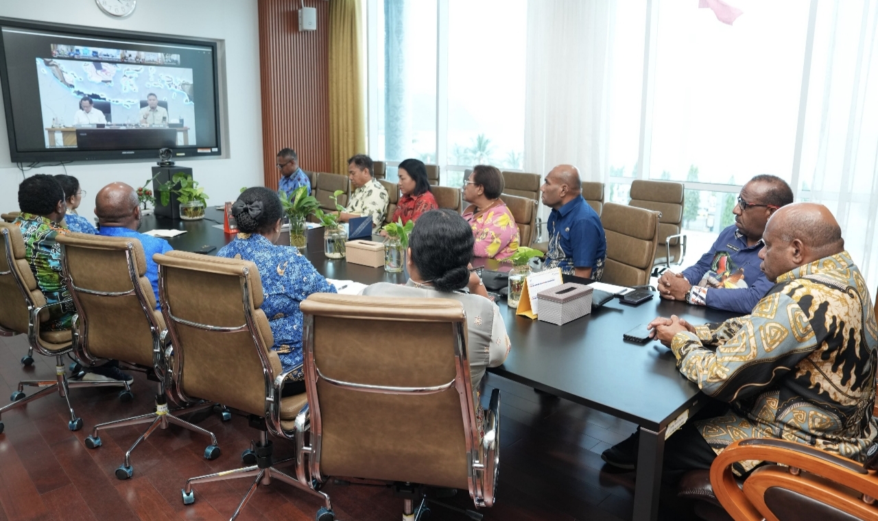 Penguatan Dukungan Pemda Terhadap PSN, Gubernur MDF Ikuti Rakor MBG Secara Daring Bersama Mendagri