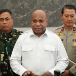 Gubernur MDF Minta Penegak Hukum di Papua Tindak Tegas Pelaku Pembakaran Hutan